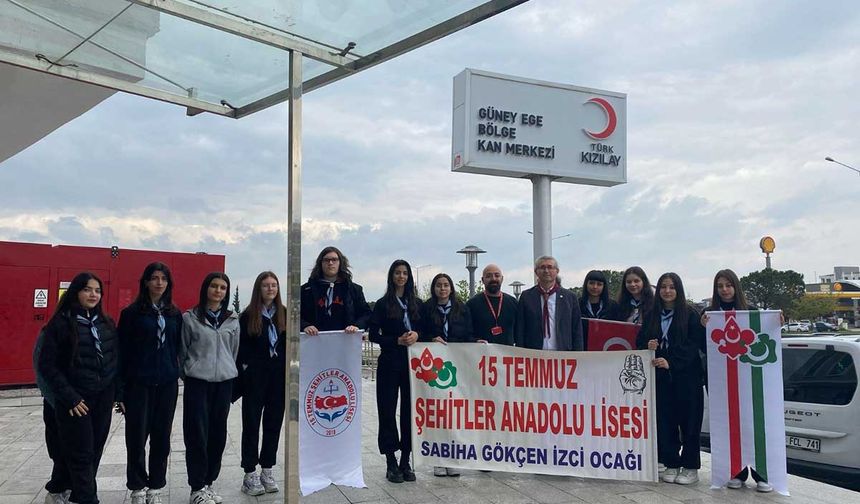 İzcilerden Kızılay’a Anlamlı Ziyaret