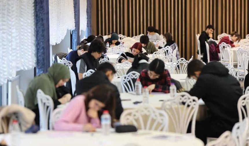 Merkezefendi Belediyesi’nde Tyt ve Ayt İçin Son Deneme Sınavları