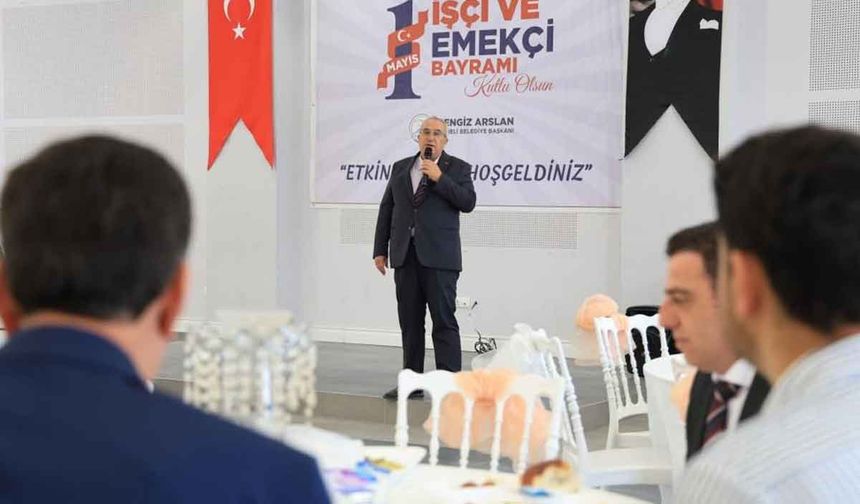 Başkan Arslan 1 Mayıs İşçi ve Emek Bayramında emekçilerle bir araya geldi