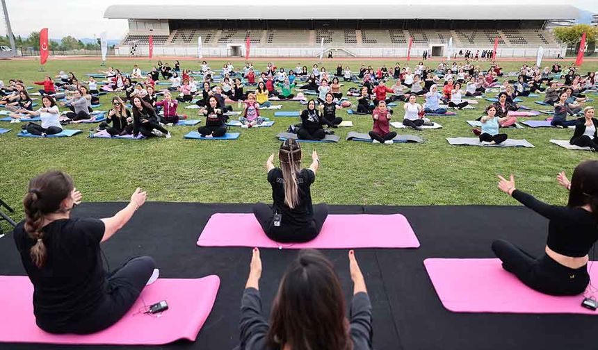 Denizli Büyükşehir’den kadınlara pilates günü hediyesi