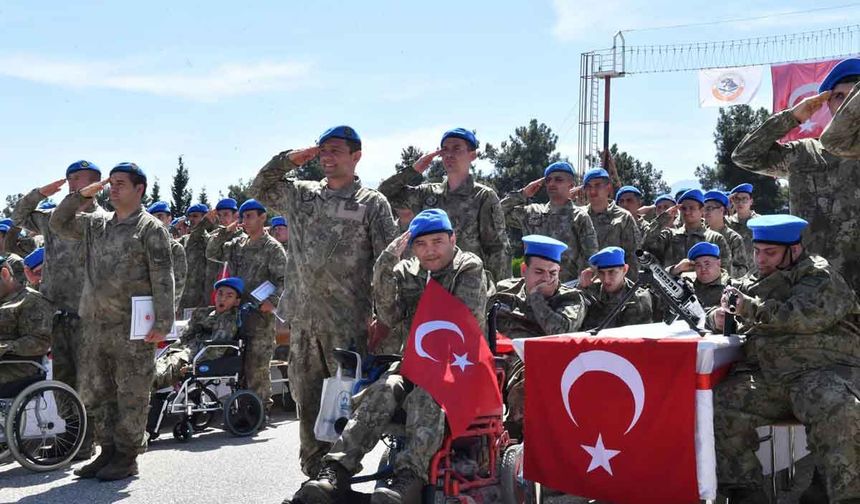 Özel gençler vatani görevlerini yerine getirdi
