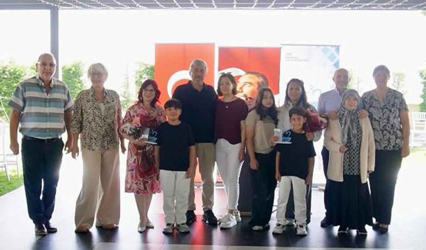PASVAK “Yılın Annesi” Ödülü 2 Güçlü Kadına Verildi