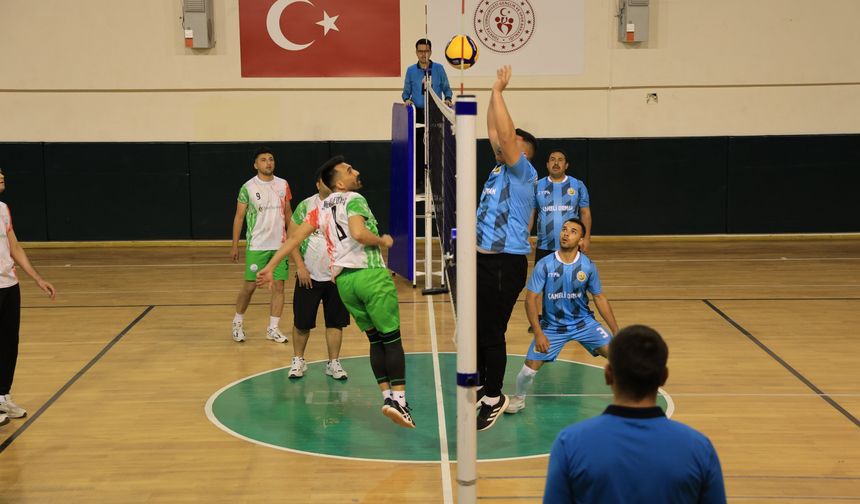 Çameli’de Voleybol Heyecanı Devam Ediyor