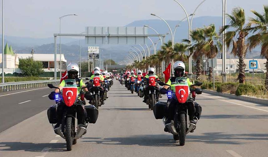 Denizli'de Jandarma Teşkilatının 186. Yılına özel kentte konvoy turu