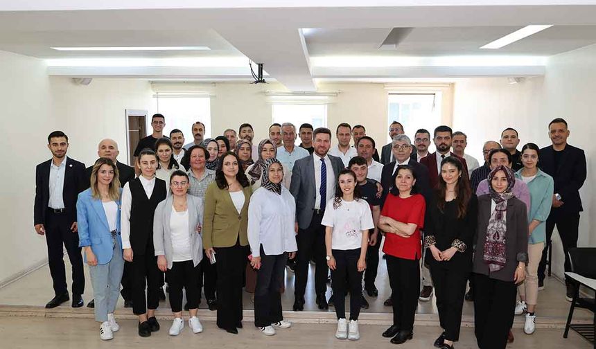Mesai Arkadaşlarıyla Bayramlaşan Başkan Tatık'tan Birlik ve Beraberlik Vurgusu