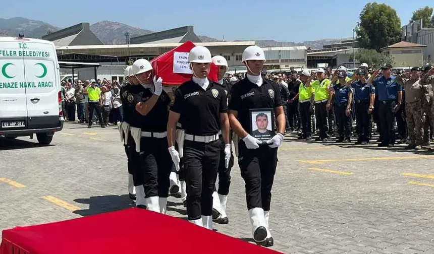 Kalp Krizi Geçiren Denizlili Polis Memuru İçin Tören Düzenlendi
