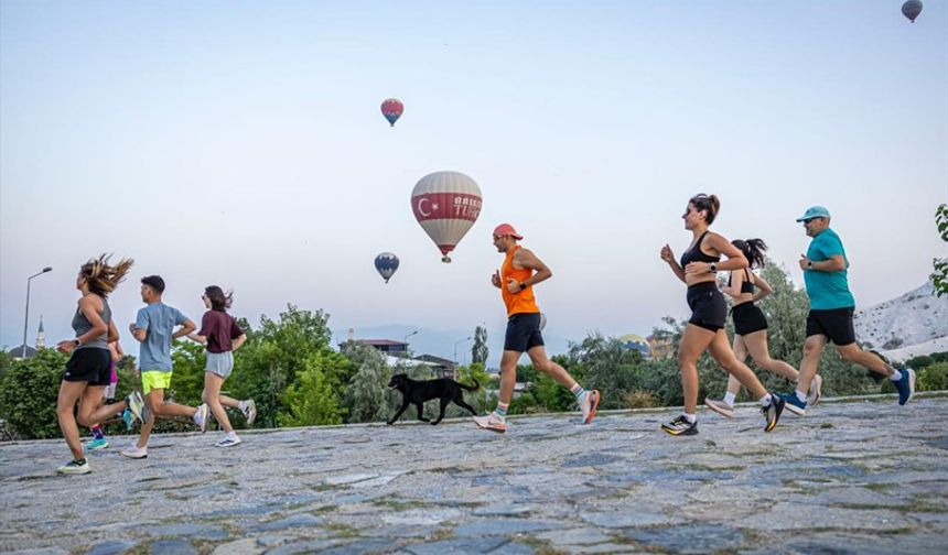 Pamukkale’de Tarihi Maraton Heyecanı