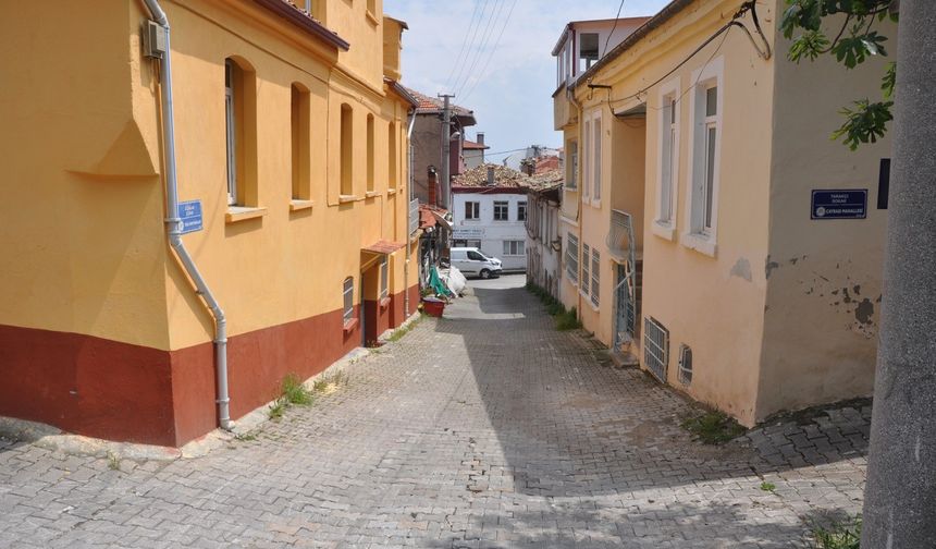 Buldan’ın tarihi 3 sokağı daha turizme kazandırılacak