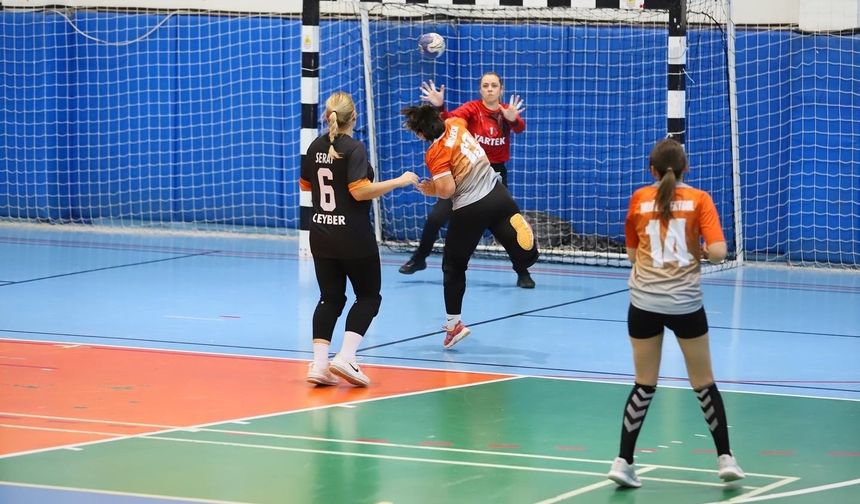 8 ilden 18 takım Denizli’de final bileti arayacak