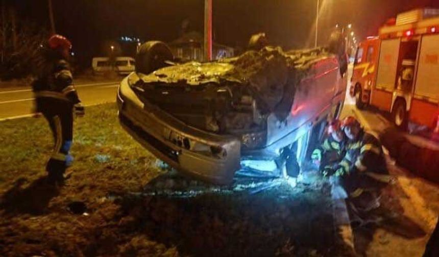 Yoldan çıkan otomobil ters döndü; 1 yaralı