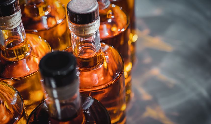 Yılbaşı öncesi sahte içki uyarısı: Barkodlar 860 ile başlamalı