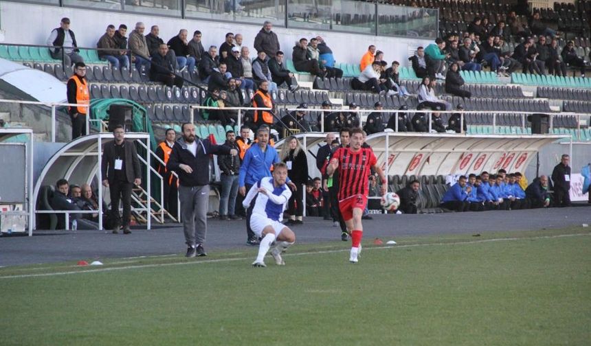 Denizli İdman Yurdunda teknik heyet görevi bıraktı