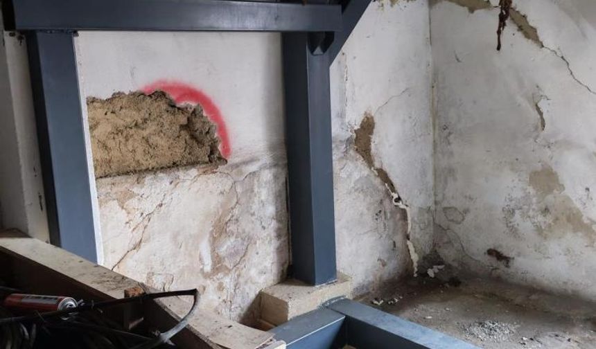 Kazı değil izinsiz güçlendirme yapılmış