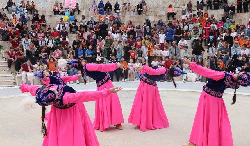 Uluslararası Çocuk Tiyatro Festivali Merkezefendi'ye Prestijli Ödül Getirdi