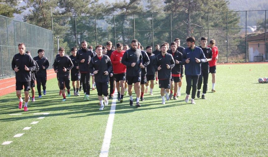 Denizli İdmanyurdu'nda Ayvalıkgücü maçı hazırlıkları devam etti