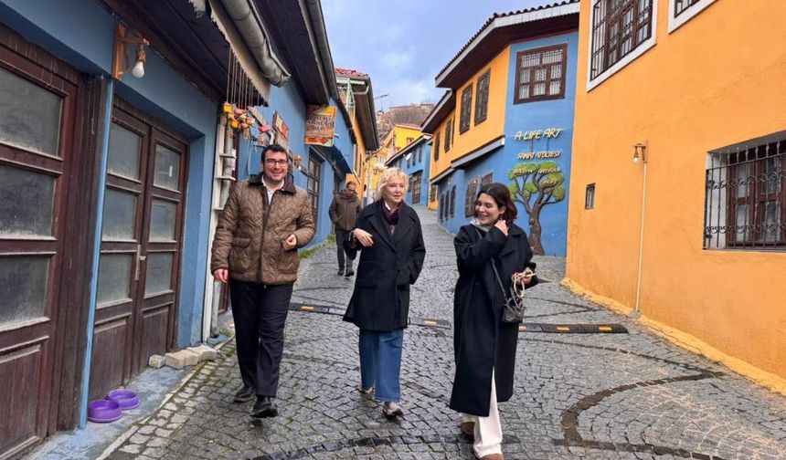 Berna Laçin Buldan'a hayran kaldı