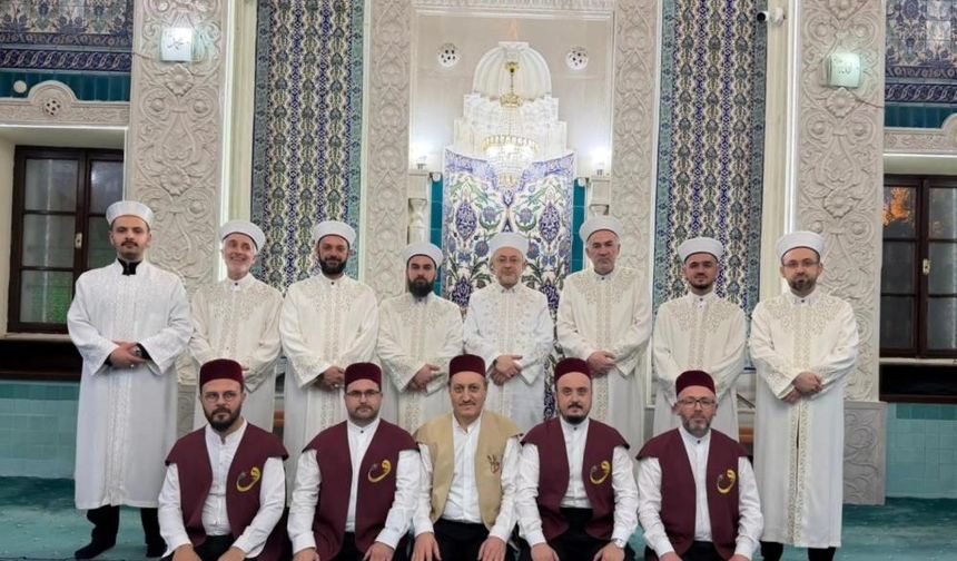 Denizli’de asırlık Teravih geleneği ilk gecede gönülleri kuşattı