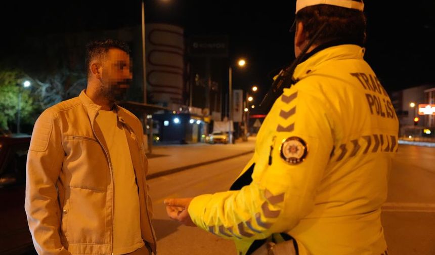 Alkollü yakalandı, polisle pazarlık yapmaya çalıştı