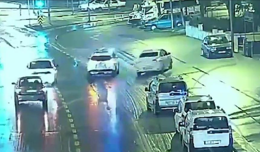 Havaya ateş açan trafik magandasının ehliyeti iptal edildi