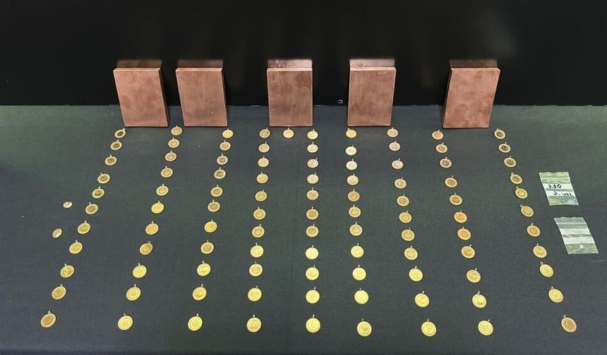 Yüzlerce sahte altın ile yakalandılar