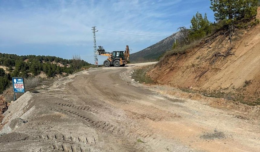 Çameli Belediyesi’nden Aralıksız Yol Çalışması