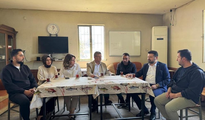 AK Parti Denizli İl Başkanı Subaşıoğlu minibüsçü esnafını yalnız bırakmadı