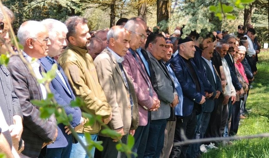 Cengiz Arslan, Ahmet Gencer’in Cenaze Törenine Katıldı