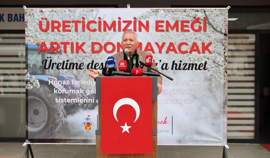 Honaz’da üreticiye don ile mücadele desteği: Sisleme aparatları teslim edildi