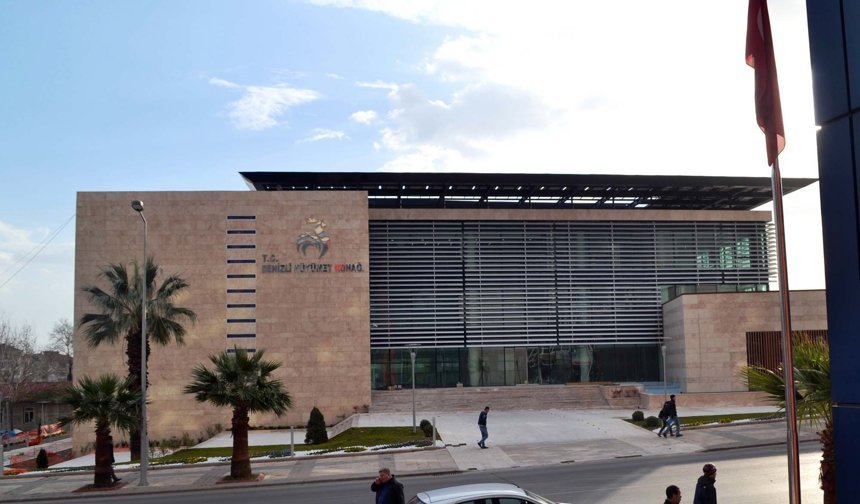 Denizli'de okullara yönelik 'saldırı' yalanıyla panik oluşturan 2 kişi gözaltına alındı