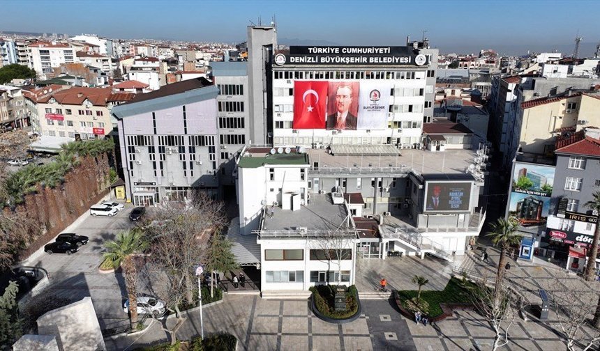 Büyükşehir Belediyesinden Kent Mobilyaları İhalesi