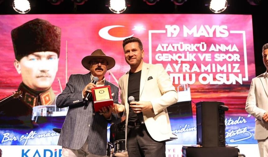 Tavas’ta 19 Mayıs Coşkusu Gençlik Konseriyle Taçlandı