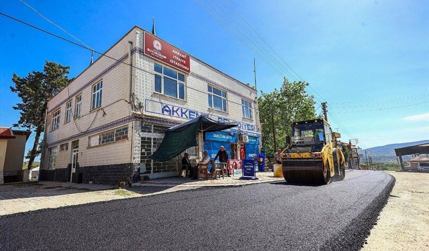 Denizli Büyükşehir Akkent Mahallesi’nde Sıcak Asfalt Çalışmalarına Başladı
