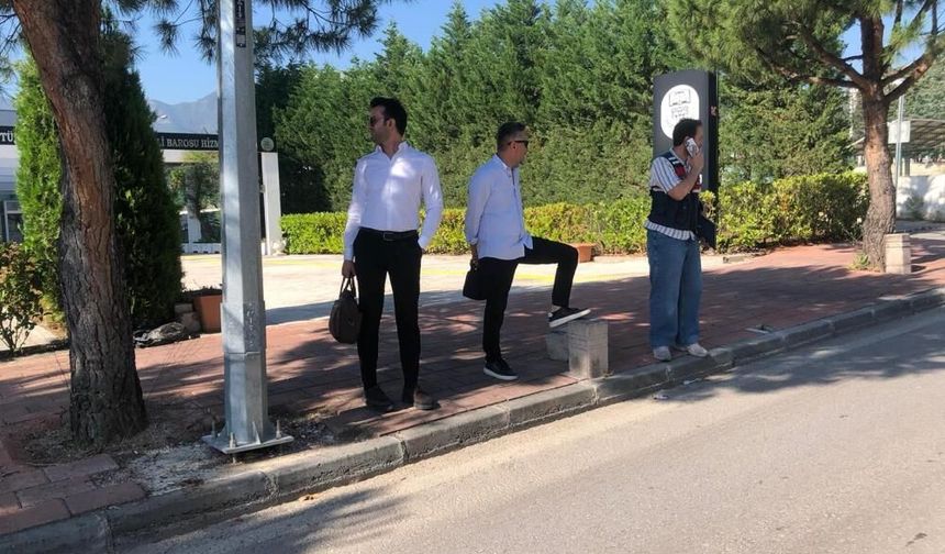 Jandarma Narkotikten Baro Başkanı ve Avukatlara Uyuşturucu Baskını