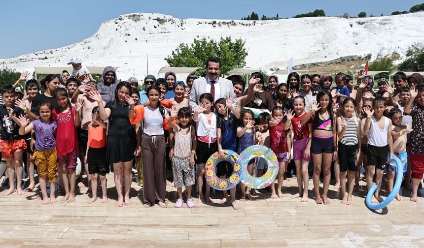 Başkan Ertemur’dan Yepyeni Bir Proje: “Annemle Yüzmenin Tam Zamanı”