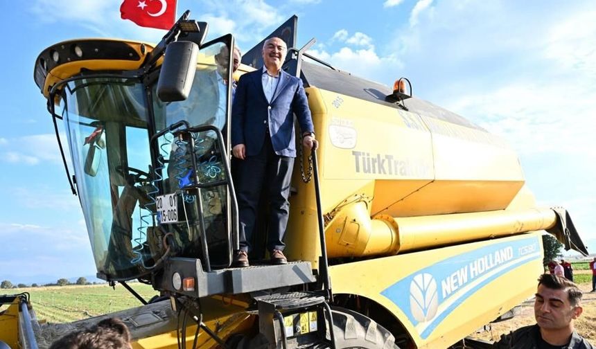 Vali Köşger Acıpayam’da Bereket Hasadına Katıldı