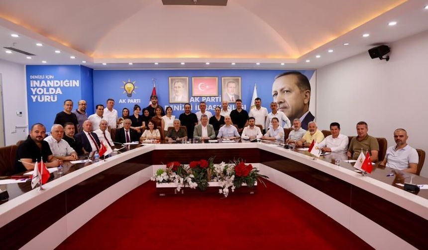 AK Parti’den Denizli’de Güçlü İstişare Ve Değerlendirme Toplantısı