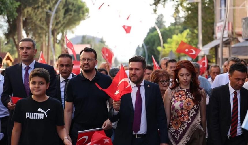 Denizli 8. Tavas Zeybek, Kültür ve Sanat Festivali Kortej Yürüyüşüyle Başladı