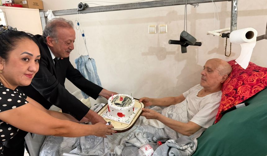 Kaymakam Demir'den Gazi Samsa'ya  AnlamIı Ziyaret