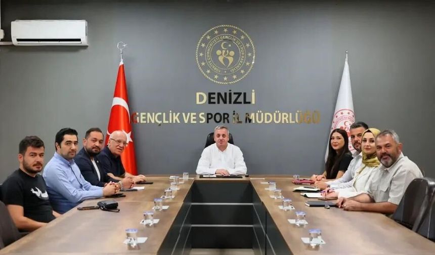 Denizli'de Yeni Futbol Sezon Öncesi Antrenman Saha Planlaması Yapıldı