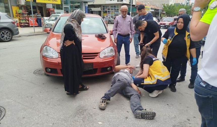 Çivril’de Elektrikli Bisiklete Otomobil Çarptı: 1 Yaralı