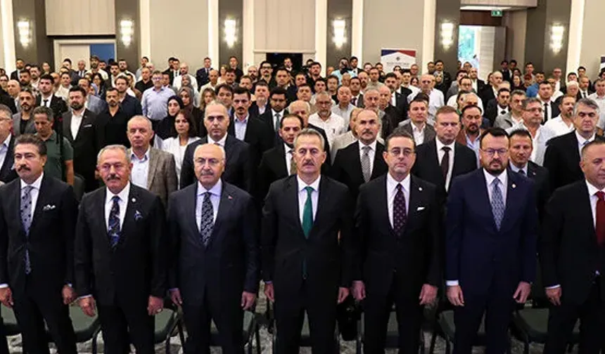 Yeni Parti Denizli Milletvekili Şeref Arpacı Salonu Terk Etti