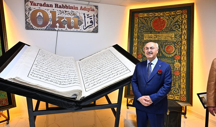 Dev Kur'an-ı Kerim Denizli'de Sergileniyor