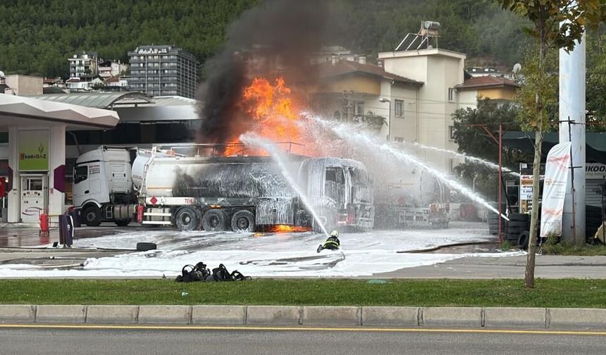 Denizli’de Akaryakıt İstasyonunda Patlama; 1 Ağır Yaralı