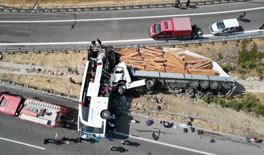 Manisa'da Katliam Gibi Kaza