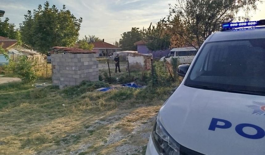 Denizli'de Komşuların Silahlı Çatışması, 1'i Çocuk 5 Yaralı, 8 Gözaltı!