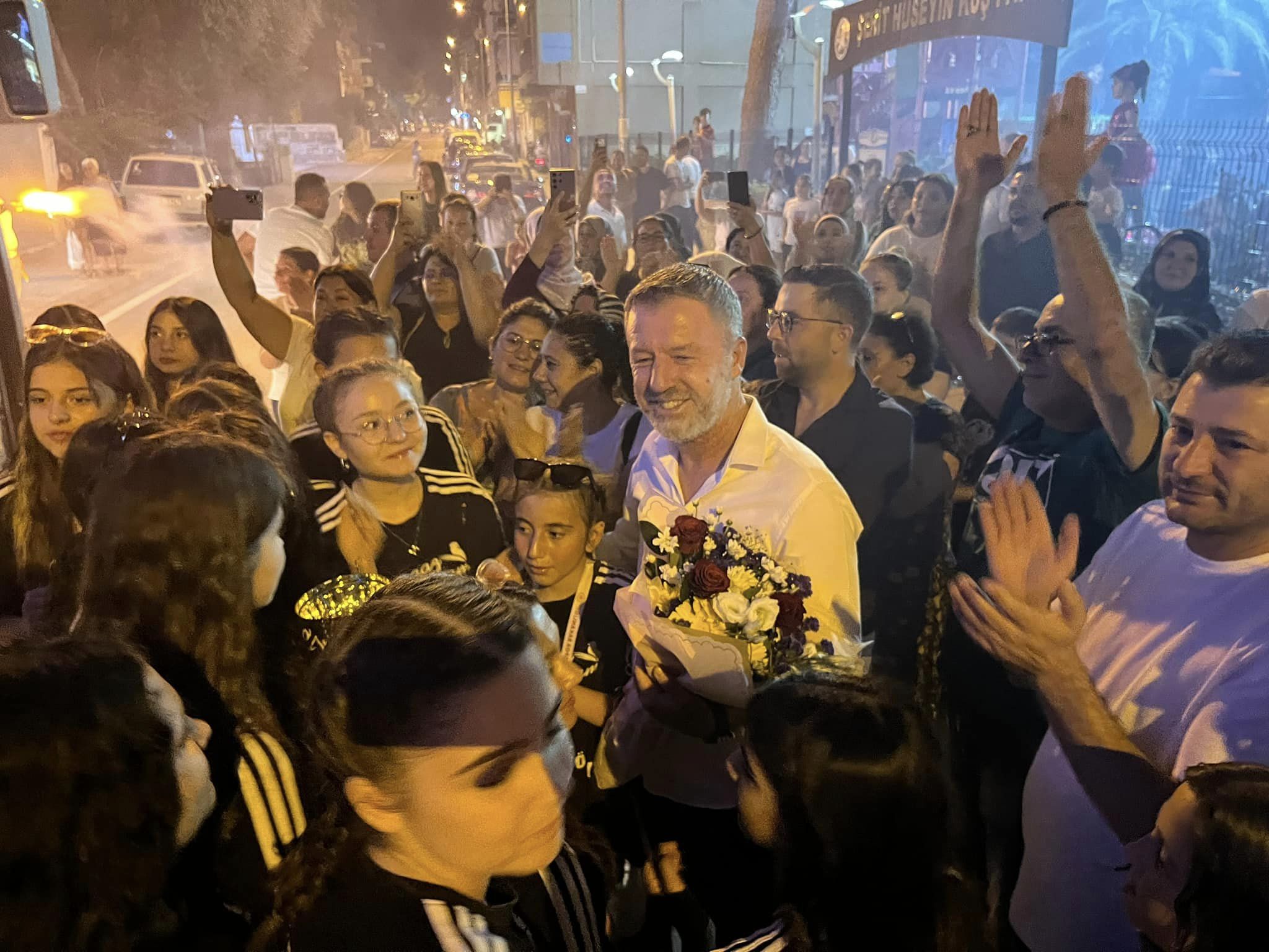 Sarayköy'de Şampi̇yonlara Yakişir Karşilama (4)