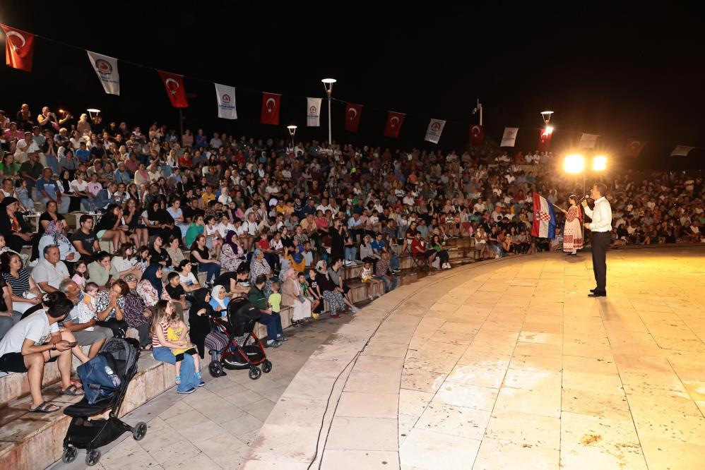 Halk Dansları Festivali’nde Sona Gelindi (2)