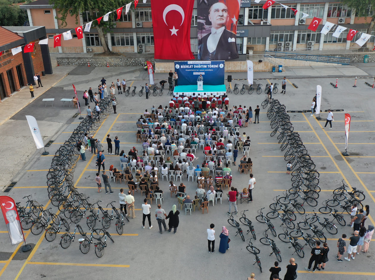 Çürümeye Terk Edilen Bisikletler Gençlere Dağıtıldı (4)