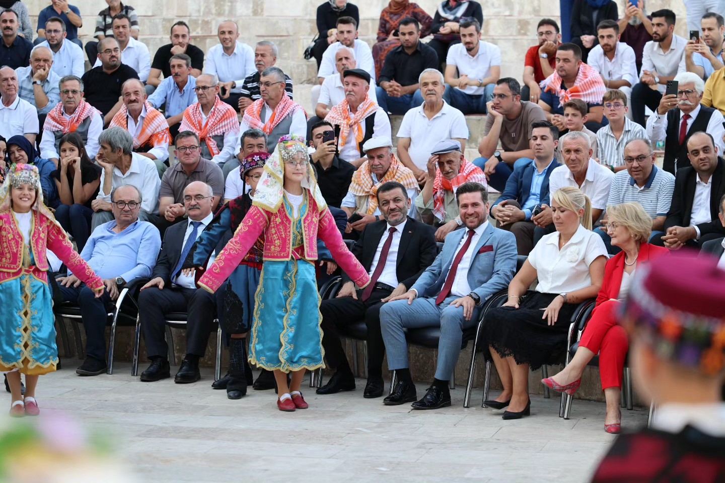 “Tavas’ı Tanıtmak Boynumun Borcu” (4)