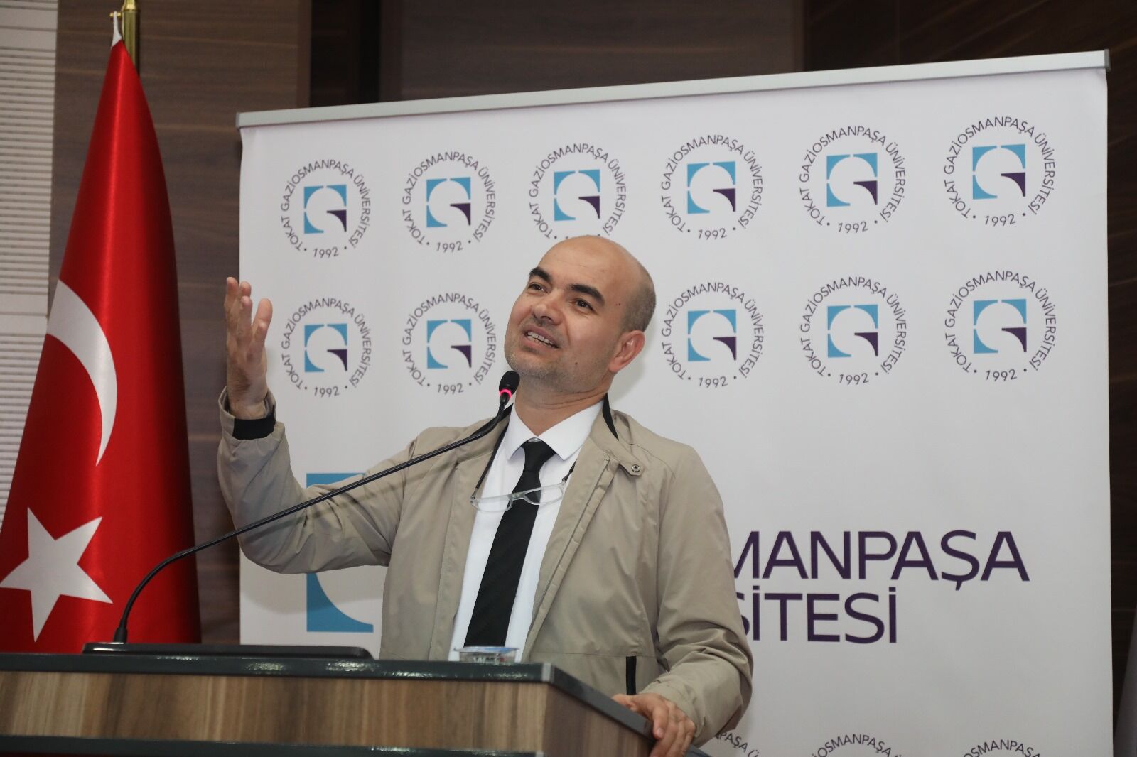 Prof. Dr. Ersan Öz